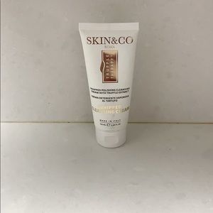 NWT Skin & Co Whipped Polishing Cleansing Cream